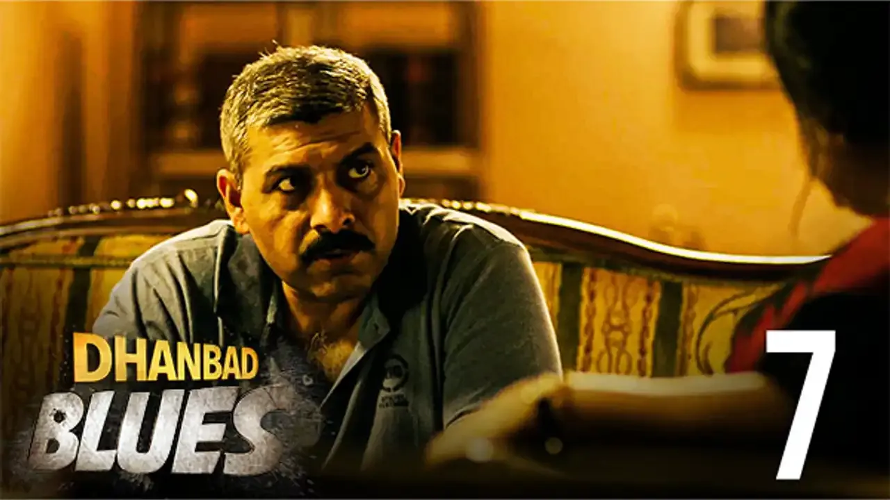 Director Ke Haath Mein Bandook - Hindi