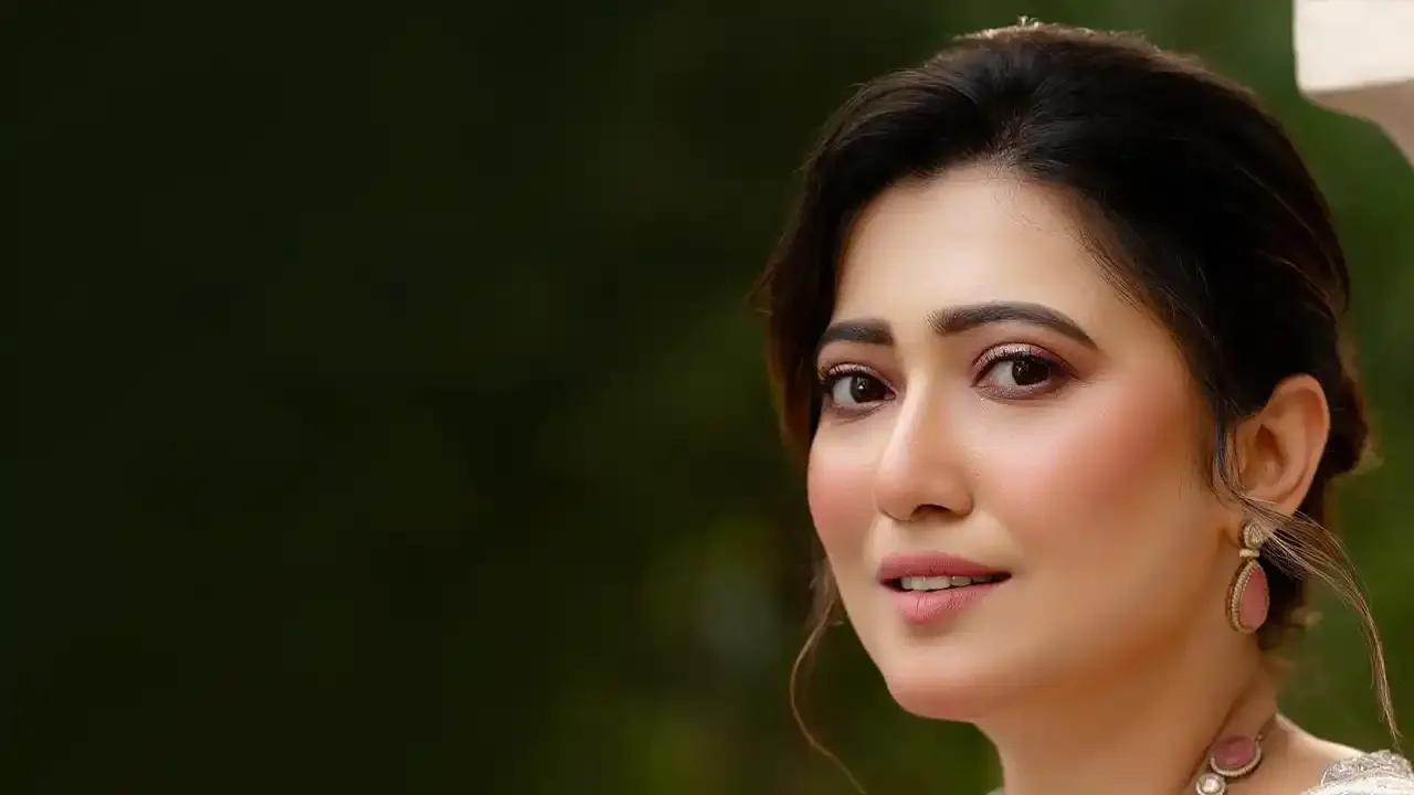 সম্পূর্ণা লাহিড়ী