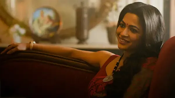 The woman in the shadows - Hindi